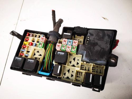 Used Fuse box VOLVO C30 (533) 1.6 D (109 hp) 32534670