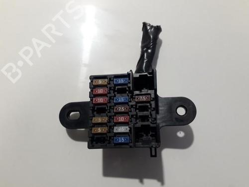 fuse-box-mazda-5-cr-2005-2006-2007-2008-2009-2010-33505768 main image