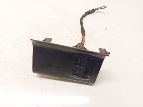 switch-audi-a4-b5-8d2-1994-1995-1996-1997-1998-1999-2000-2001-32539003 main image