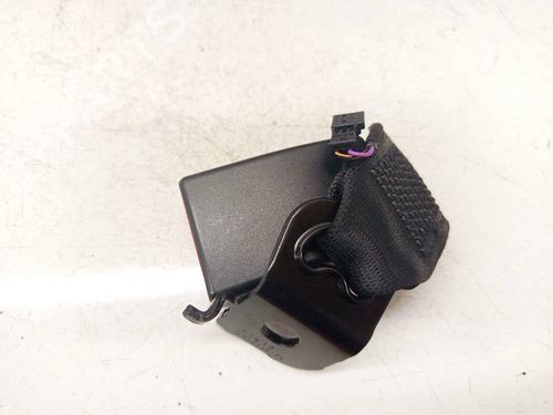 Used Seat buckle Seat buckle AUDI A4 B8 (8K2) 2.0 TDI (143 hp) 36585802 36585802