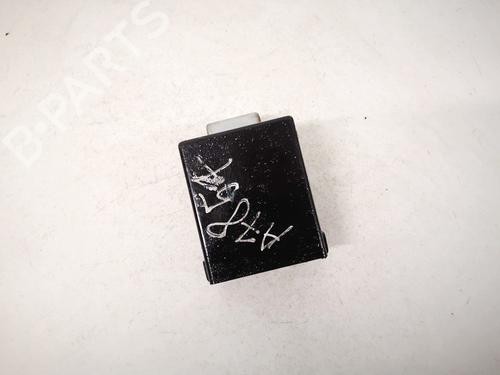 Used Electronic module Electronic module TOYOTA YARIS (_P9_) 1.4 D-4D (NLP90_, NLP90R) (90 hp) 32898568 32898568