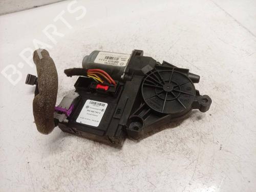 Used Left front window motor Left front window motor VW TOURAN (1T1, 1T2) 1.9 TDI (100 hp) 39999573 39999573