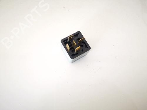 Electronic sensor OPEL ASTRA G Hatchback (T98) 2.0 DI (F08, F48) | BP33072946M84 - Image 3