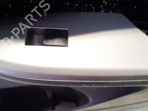 Used Switch Switch TOYOTA COROLLA Saloon (_E15_) 2.0 D-4D (ADE150) (126 hp) 32930804 32930804