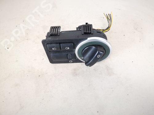 Used Switch Switch LAND ROVER RANGE ROVER III (L322) 3.0 D 4x4 (177 hp) 35397710 35397710