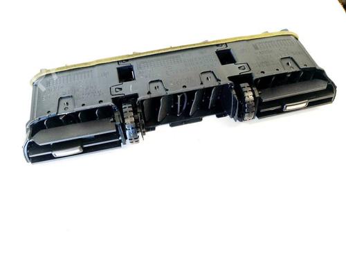 Luftventilen NISSAN X-TRAIL I (T30) 2.0 4x4 (140 hp) 33098241