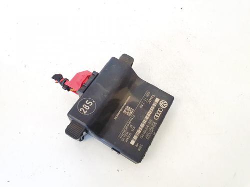 Used Electronic module Electronic module VW TOURAN (1T1, 1T2) 1.9 TDI (90 hp) 32912602 32912602