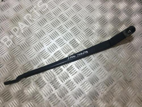 front-windshield-wiper-arm-toyota-auris-_e15_-2006-2007-2008-2009-2010-2011-2012-2013-33495509 main image