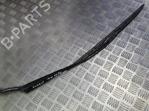 Used Front windshield wiper arm Front windshield wiper arm 33492294 33492294
