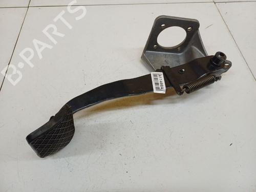 Pedal Pedal MERCEDES-BENZ M-CLASS (W163) ML 270 CDI (163.113) (163 hp) 36687422 36687422