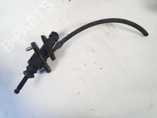 clutch-slave-cylinder-opel-corsa-c-x01-2000-2001-2002-2003-2004-2005-2006-2007-2008-2009-35488702 main image
