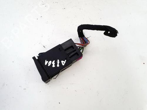 Used Warning switch Warning switch AUDI 80 B4 Saloon (8C2) 2.0 E (115 hp) 35494904 35494904