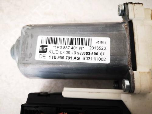 Left front window motor SEAT LEON (1P1) 1.6 | BP40165513E21 - Image 3