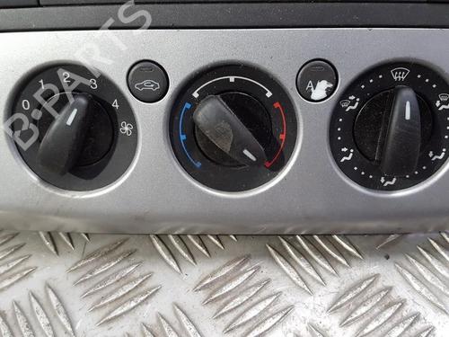 Used Climate control Climate control FORD FOCUS II (DA_, HCP, DP) 1.6 TDCi (109 hp) 35684461 35684461