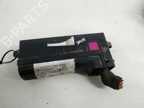 Used Fuse box Fuse box VW TOURAN (1T1, 1T2) 1.9 TDI (100 hp) 33086492 33086492