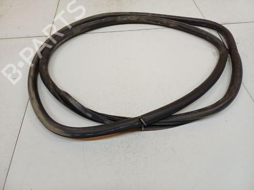 Used Rubber door seal Rubber door seal VW GOLF VI (5K1) 1.4 TSI (160 hp) 40028055 40028055