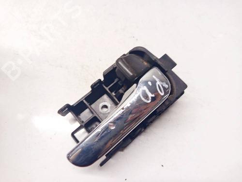 Used Front right interior door handle Front right interior door handle 34795744 34795744