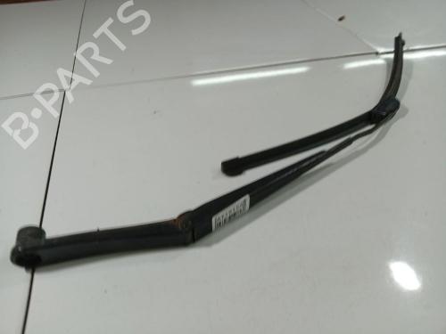 Used Front windshield wiper arm Front windshield wiper arm CHRYSLER PT CRUISER (PT_) 2.2 CRD (121 hp) 40617360 40617360