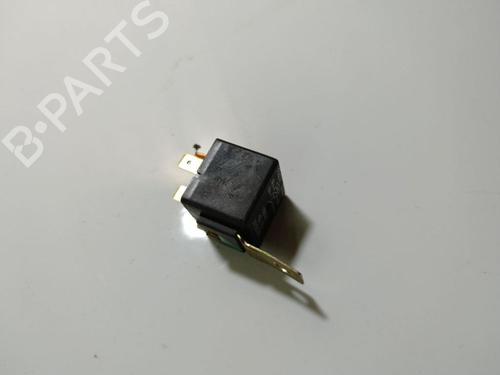 electronic-sensor-volvo-v70-i-875-876-1995-1996-1997-1998-1999-2000-32566104 main image