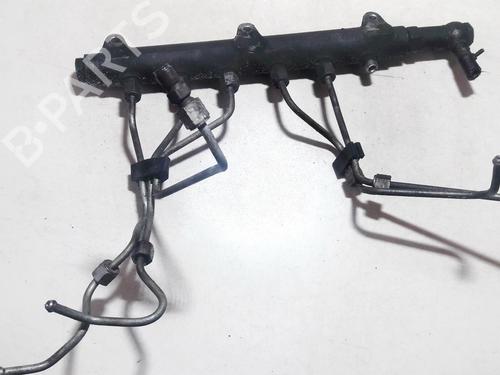Used Injection rail Injection rail 35644903 35644903