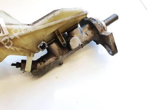 Used Brake master cylinder Brake master cylinder TOYOTA COROLLA Saloon (_E12_) 2.0 D-4D (CDE120_, CDE120R) (116 hp) 34748681 34748681