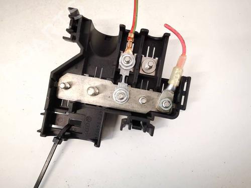 fuse-box-audi-a6-c6-4f2-2004-2005-2006-2007-2008-2009-2010-2011-32918398 main image