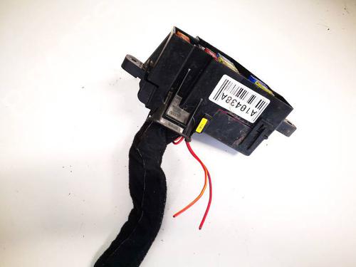 Fuse box VW GOLF V (1K1) 1.6 | BP32568704E1