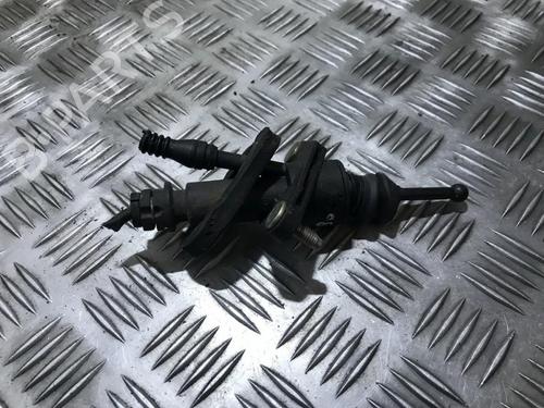Used Clutch slave cylinder Clutch slave cylinder OPEL COMBO Tour 1.3 CDTI 16V (75 hp) 35671466 35671466