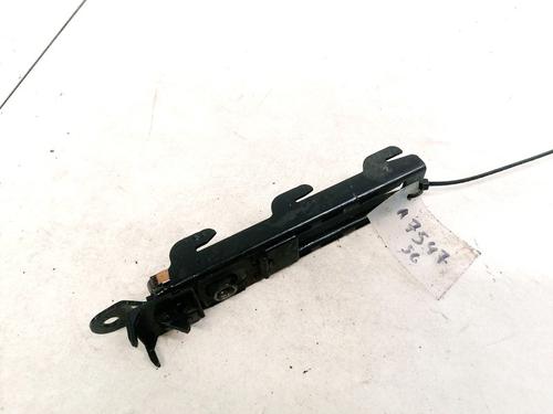 sttte-vw-passat-b5-variant-3b5-1997-1998-1999-2000-2001-32889334 main image