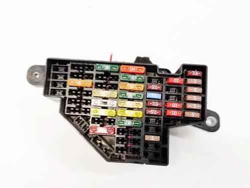 Used Fuse box Fuse box SKODA SUPERB II (3T4) 2.0 TDI (140 hp) 32581228 32581228