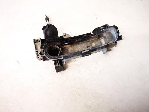 front-left-exterior-door-handle-audi-a4-b6-8e2-2000-2001-2002-2003-2004-2005-35511268 main image