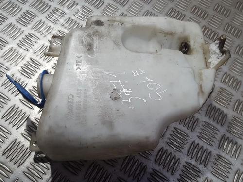 Used Windscreen washer tank Windscreen washer tank VW GOLF III (1H1) 1.9 TDI (90 hp) 35705780 35705780