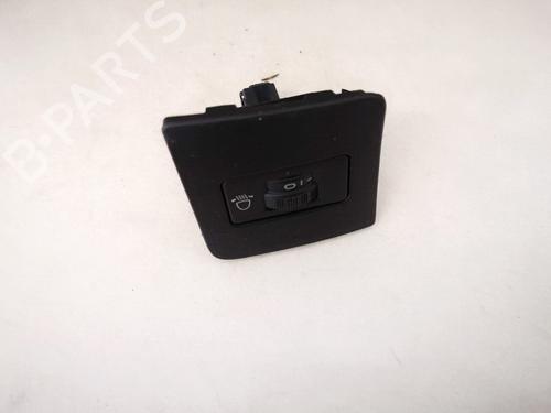 Used Switch Switch PEUGEOT 407 (6D_) 2.0 HDi 135 (6DRHRH, 6DRHRE, 6DRHRG, 6DRHRJ) (136 hp) 35500648 35500648