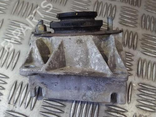 Used Engine mount Engine mount RENAULT SCÉNIC I MPV (JA0/1_, FA0_) 2.0 16V (JA1B, JA1D, JA0C) (139 hp) 33494843 33494843