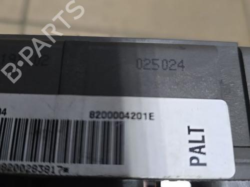 Fuse box RENAULT ESPACE IV (JK0/1_) 2.2 dCi (JK0H) | BP34615729E1  - Image 10