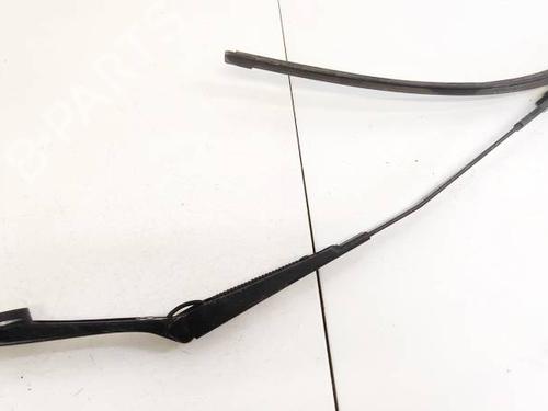 front-windshield-wiper-arm-ford-focus-iii-2010-2011-2012-2013-2014-2015-2016-2017-2018-2019-2020-32965532 main image