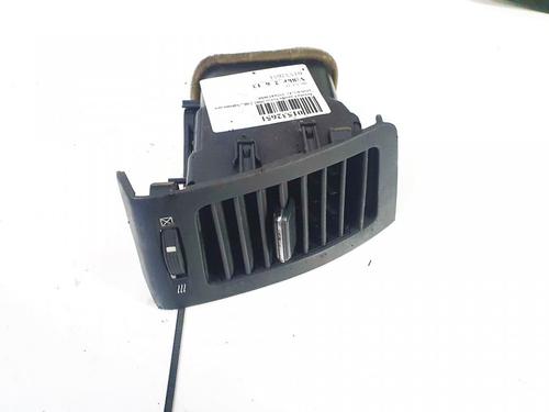 air-vent-toyota-corolla-verso-_e12_-2001-2002-2003-2004-2005-2006-2007-32895216 main image