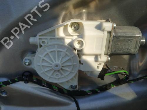 Used Right front window motor Right front window motor MERCEDES-BENZ E-CLASS (W212) E 250 CDI / BlueTEC 4-matic (212.082, 212.097) (204 hp) 35104605 35104605