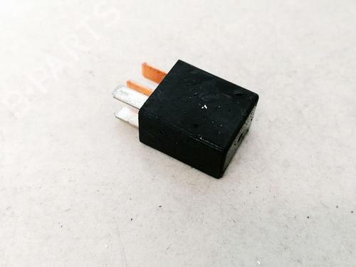 Electronic sensor SUBARU FORESTER (SF_) 2.0 AWD (SF5) | BP33068560M84 - Image 3