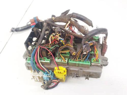 Used Fuse box Fuse box HONDA JAZZ II (GD_, GE3, GE2) 1.2 i-DSI (GD5, GE2) (78 hp) 32589087 32589087