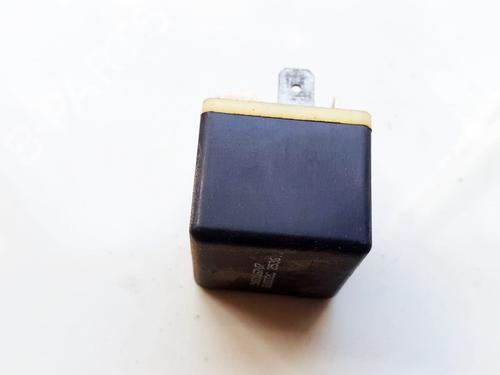 Used Electronic sensor Electronic sensor CHRYSLER VOYAGER / GRAND VOYAGER III (GS_, NS_) 2.0 i (133 hp) 33520542 33520542