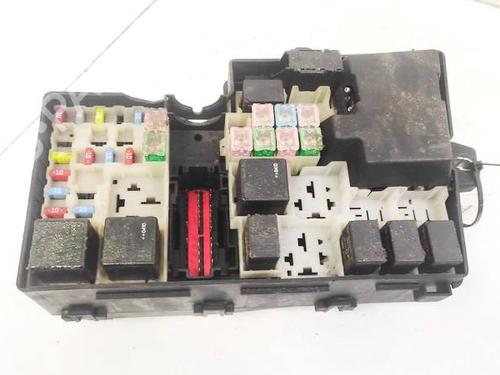 Used Fuse box Fuse box VOLVO V50 (545) 2.0 D (136 hp) 32931332 32931332