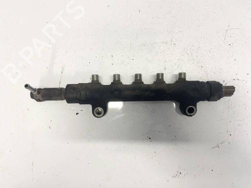 Used Injection rail Injection rail 35021166 35021166