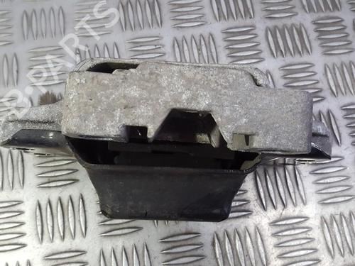 Used Engine mount Engine mount VW GOLF V (1K1) 1.4 16V (75 hp) 33495443 33495443
