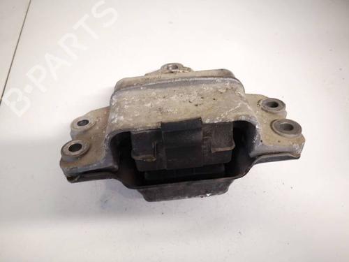 Used Engine mount Engine mount VW TOURAN (1T1, 1T2) 2.0 TDI 16V (140 hp) 32553830 32553830