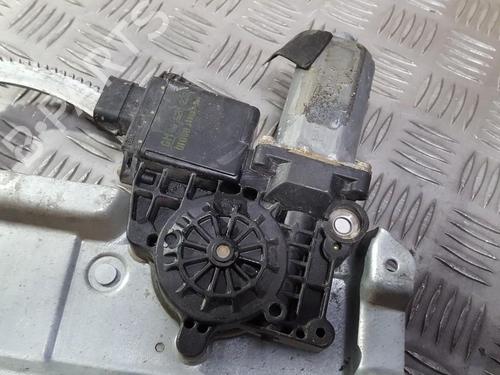 Used Right front window motor Right front window motor 35672948 35672948