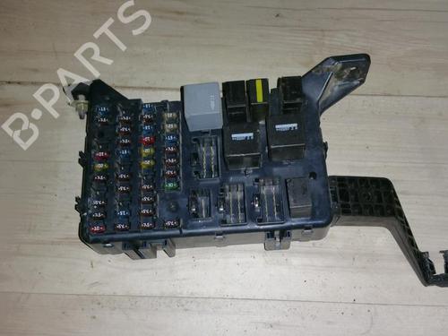 fuse-box-ford-mondeo-iii-b5y-2000-2001-2002-2003-2004-2005-2006-2007-33480245 main image