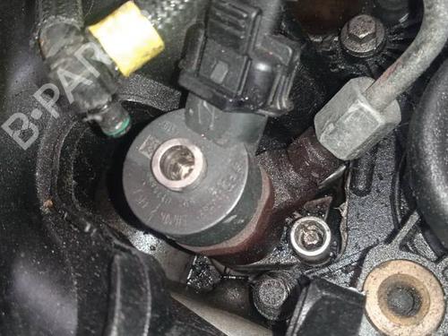 Used Injector Injector FORD FOCUS C-MAX (DM2) 1.6 TDCi (109 hp) 35372628 35372628