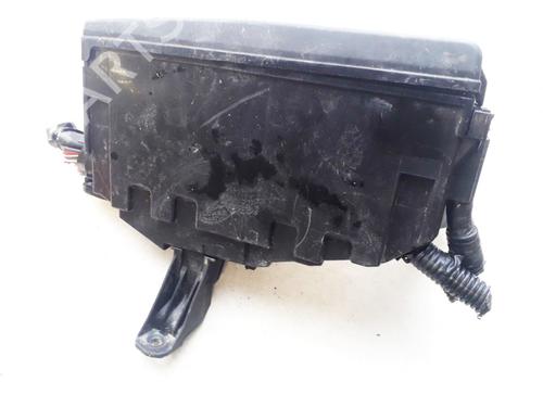 Used Fuse box Fuse box LEXUS IS II (_E2_) 220d (ALE20) (177 hp) 33099680 33099680