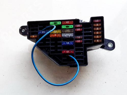 Used Fuse box Fuse box SKODA OCTAVIA II (1Z3) 1.9 TDI (105 hp) 33527269 33527269